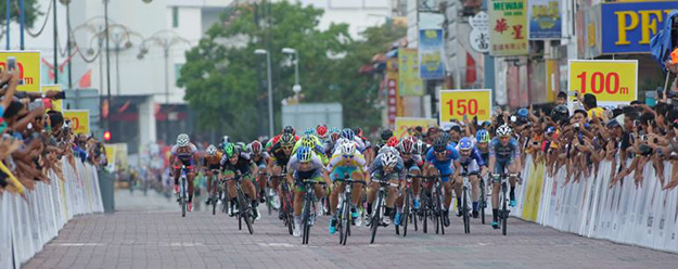 Andrea Guardini wins Langkawi stage 2